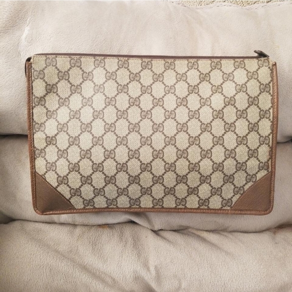 Authentic Vintage Gucci Portfolio Clutch - Picture 3 of 9